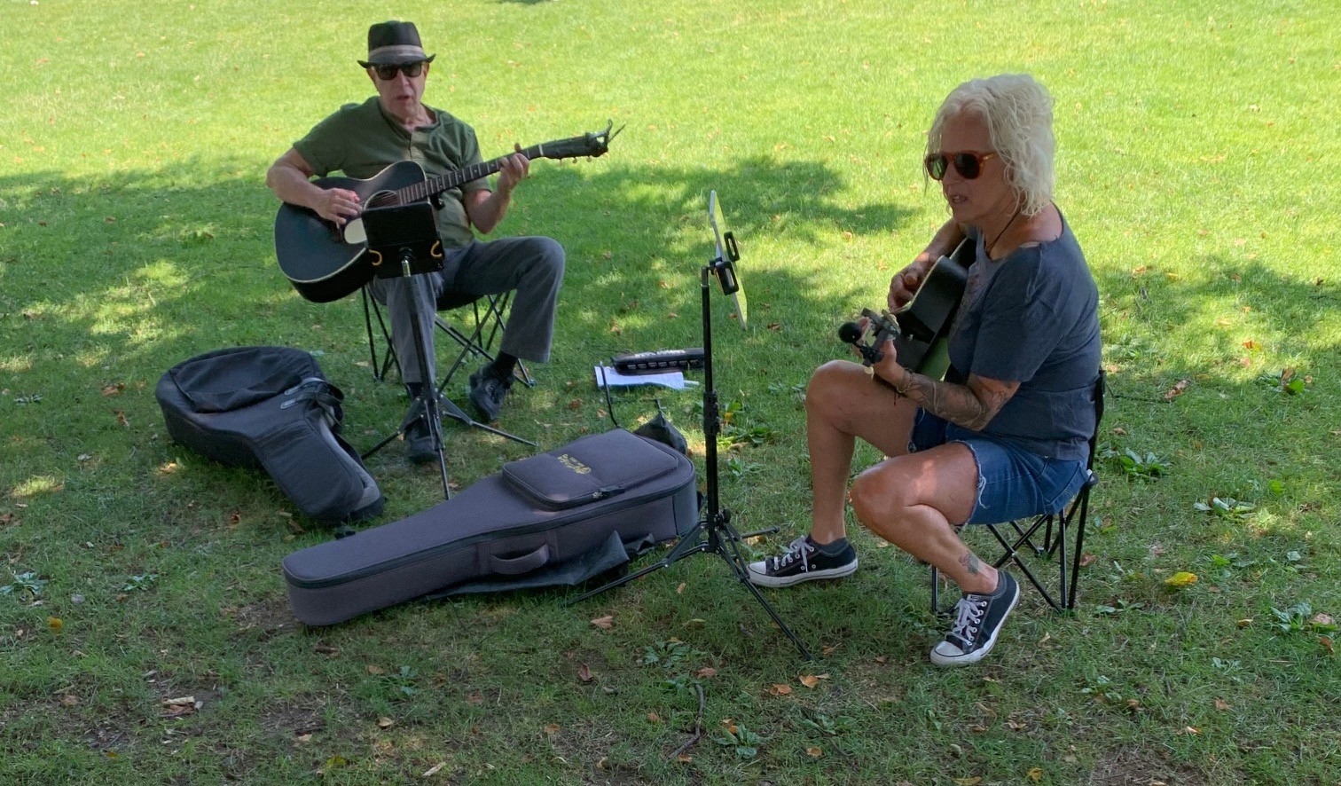 The Stray Tones performing on the green